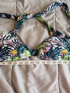 Tropical Flamingo Print Bikini Top - Green/Pink